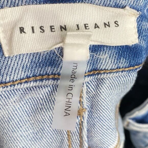 NWT Risen Jeans Shorts Womens XL Blue Distressed Hem Cut Off High Rise Stretch - Picture 3 of 9